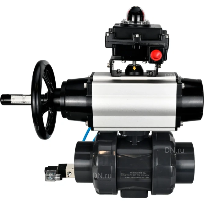 Кран шаровой BV4242E-FP-GRM-ISO Дн15 Ру10 полнопроходной, корпус - НПВХ, шар - НПВХ, уплотнение - EPDM, с пневмоприводом PA-DA-105-1, пневмораспределителем 4V320-10 AC220V и БКВ APL-410N EX в Перми