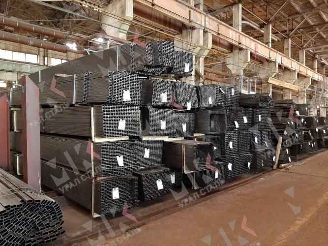 Труба профильная 20х20х2 сталь 09Г2С ГОСТ 32045-2003 в Перми