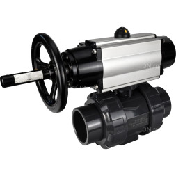 Кран шаровой BV4242E-FP-GRM-ISO Дн15 Ру10 полнопроходной, корпус - НПВХ, шар - НПВХ, уплотнение - EPDM, с пневмоприводом PA-DA-105-1 двойного действия со штурвалом