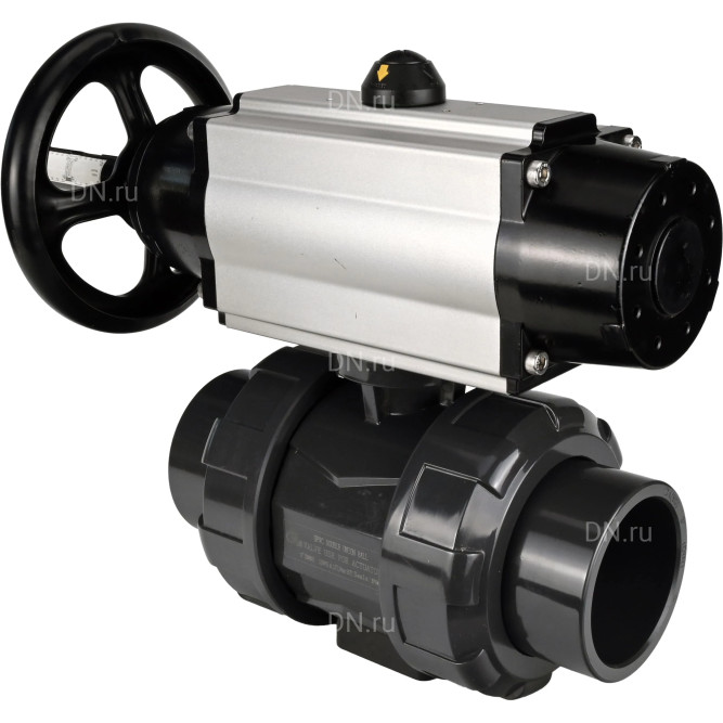 Кран шаровой BV4242E-FP-GRM-ISO Дн32 Ру10 полнопроходной, корпус - НПВХ, шар - НПВХ, уплотнение - EPDM, с пневмоприводом PA-DA-105-1 двойного действия со штурвалом в Перми